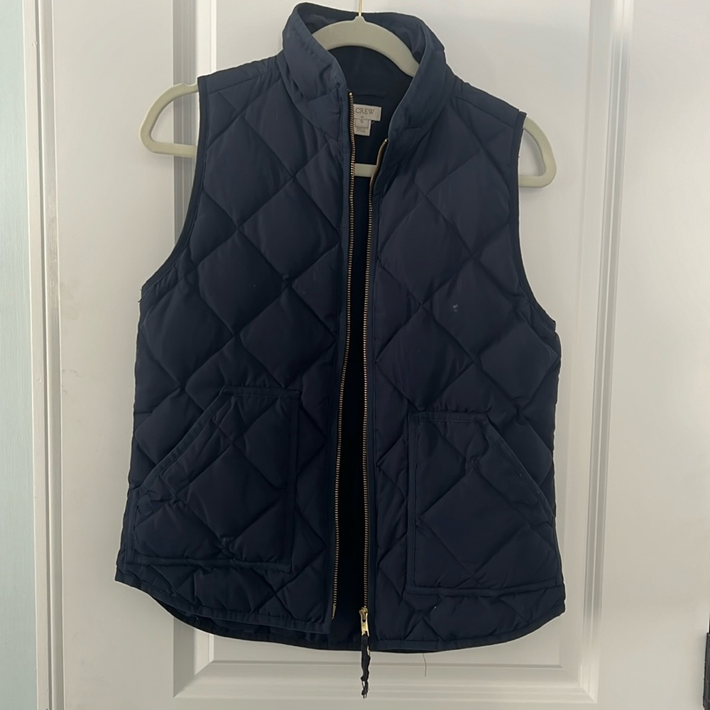 Women’s J. Crew down quilted vest, navy blue, size small, gold zippers